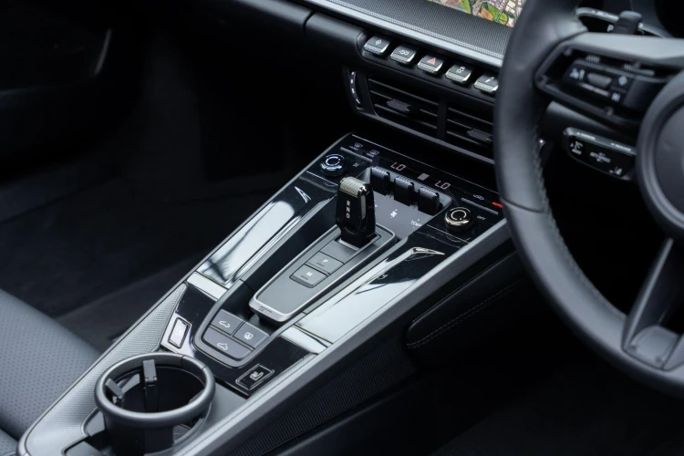 Vehicle Image 36