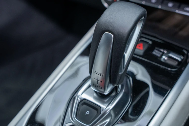 Vehicle Image 35