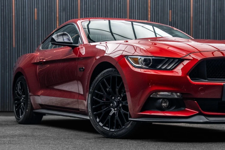 Vehicle Image 7