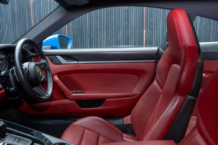 Vehicle Image 36