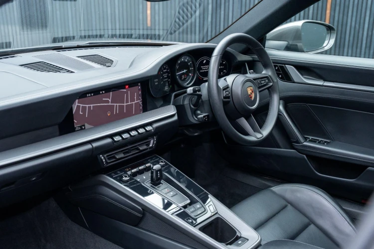 Vehicle Image 36