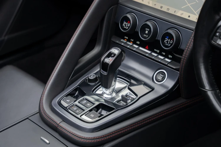 Vehicle Image 36