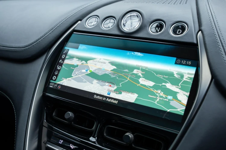 Vehicle Image 8