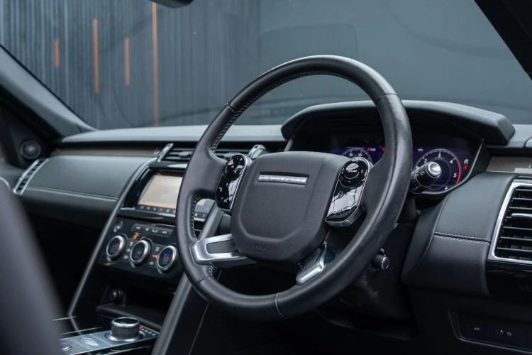 Vehicle Image 37