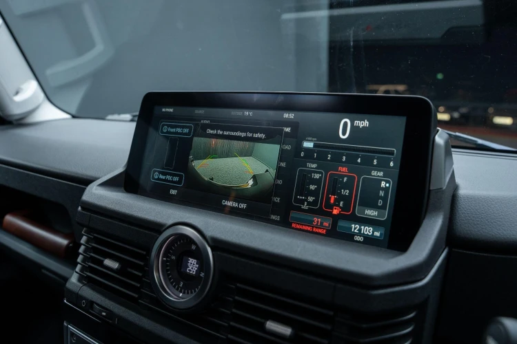 Vehicle Image 4