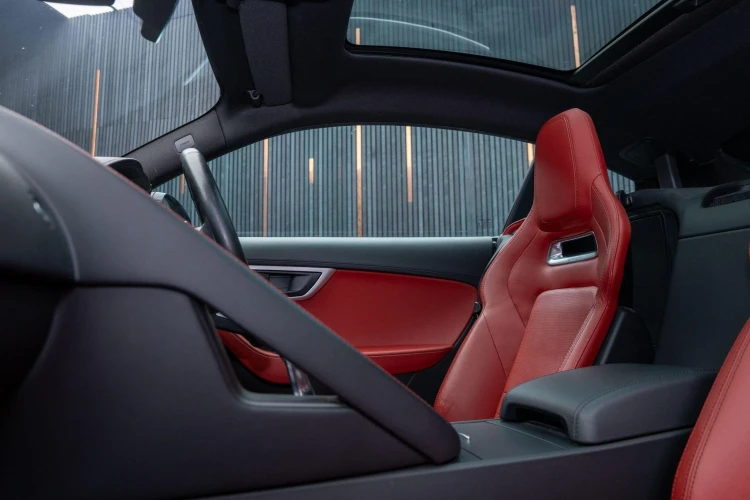 Vehicle Image 40