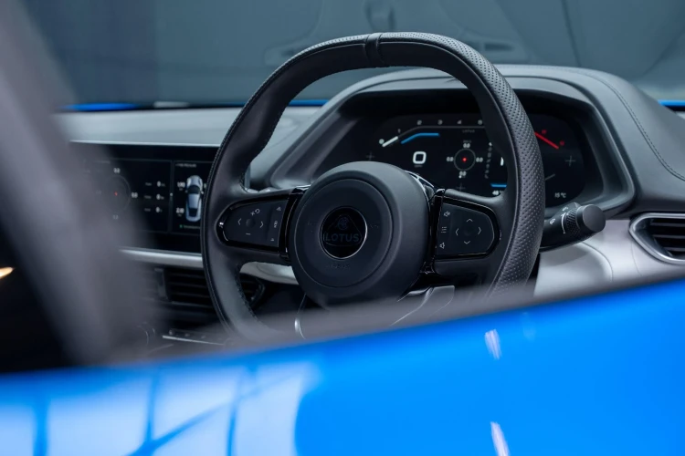 Vehicle Image 35