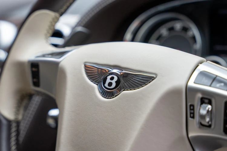 Vehicle Image 30