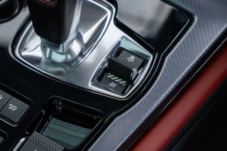 Vehicle Image 36