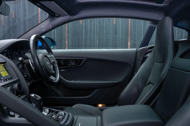 Vehicle Image 40