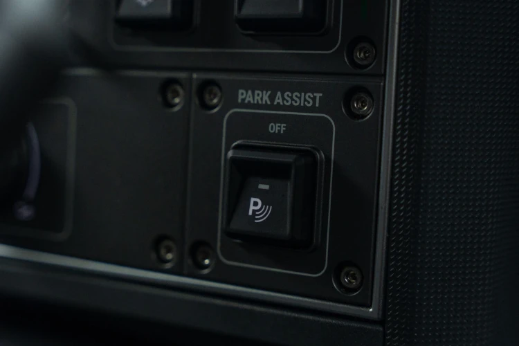 Vehicle Image 10
