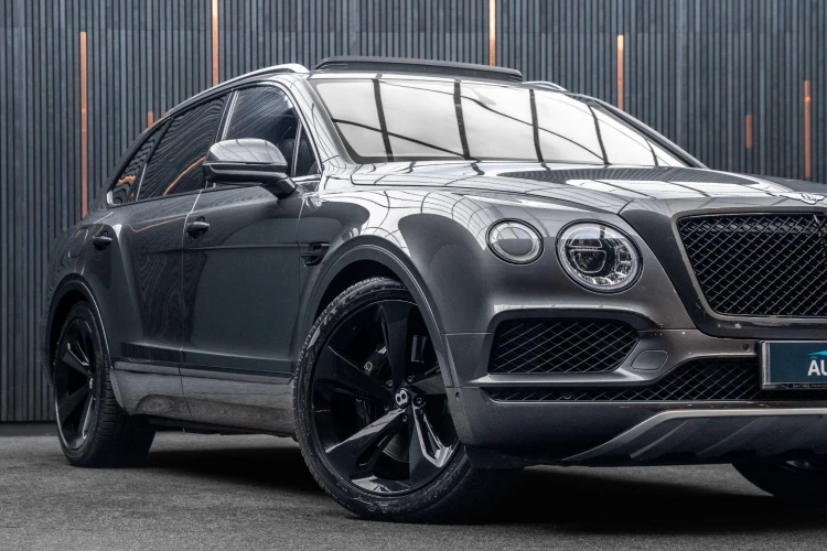 Vehicle Image 7
