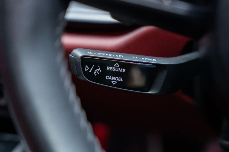Vehicle Image 26