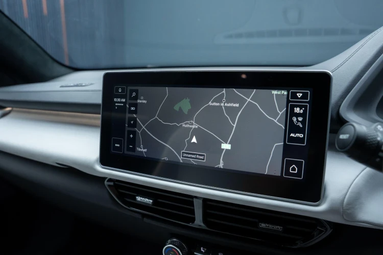 Vehicle Image 8