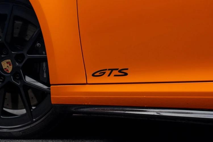 Vehicle Image 33