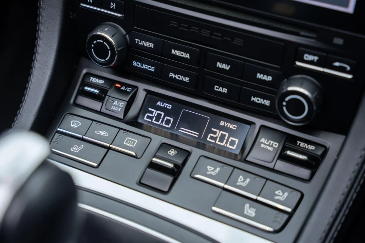 Vehicle Image 20