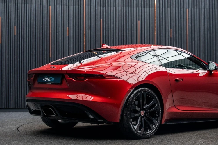 Vehicle Image 23