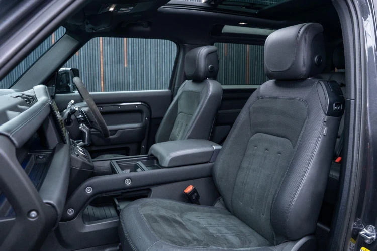 Vehicle Image 39