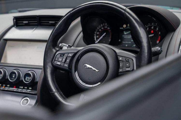 Vehicle Image 40