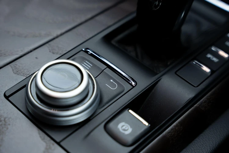 Vehicle Image 18
