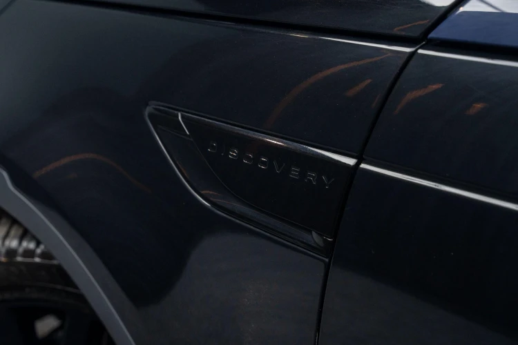 Vehicle Image 30