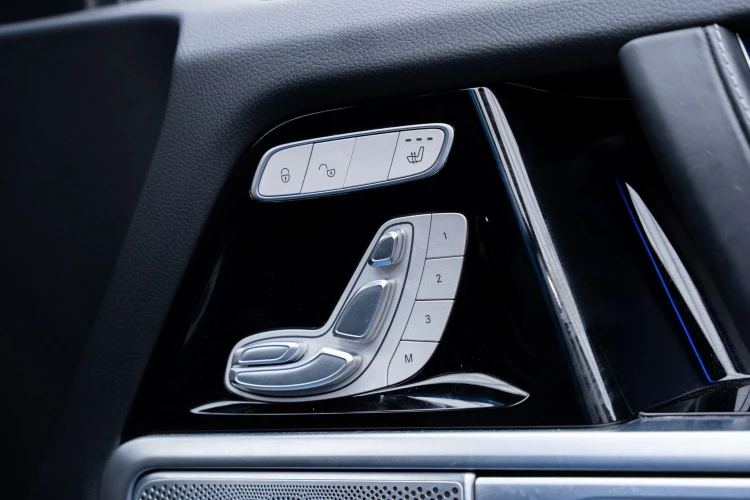 Vehicle Image 20