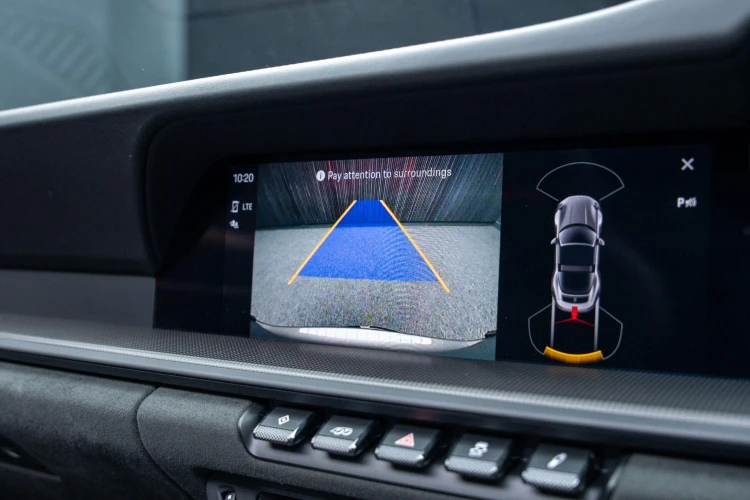Vehicle Image 10