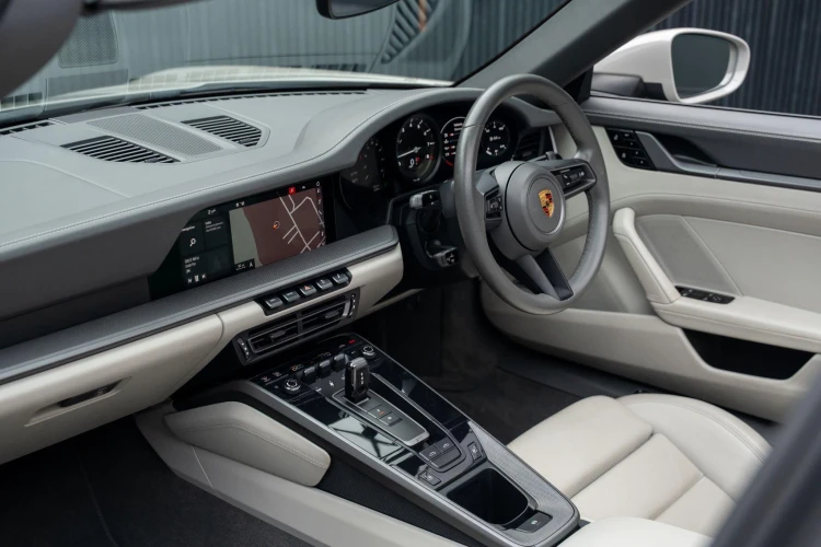 Vehicle Image 39