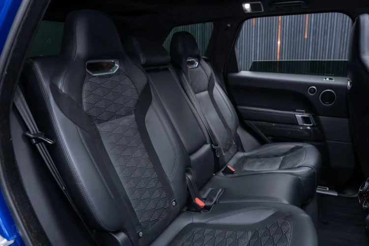 Vehicle Image 14