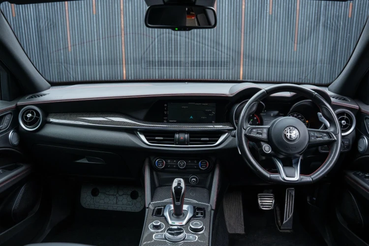 Vehicle Image 40