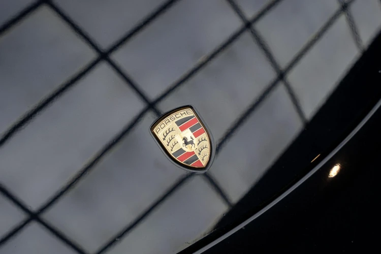 Vehicle Image 23