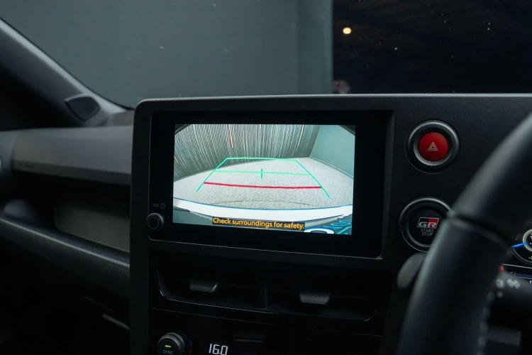 Vehicle Image 6