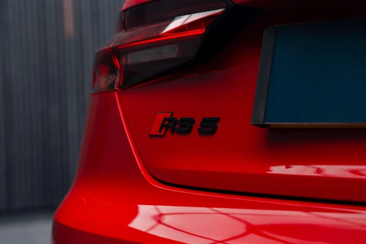 Vehicle Image 33