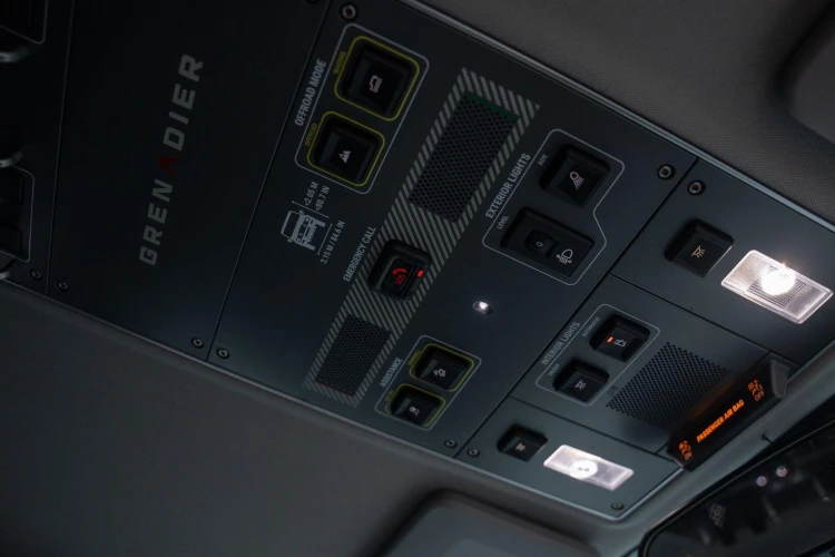 Vehicle Image 33