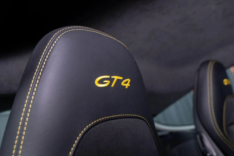 Vehicle Image 14