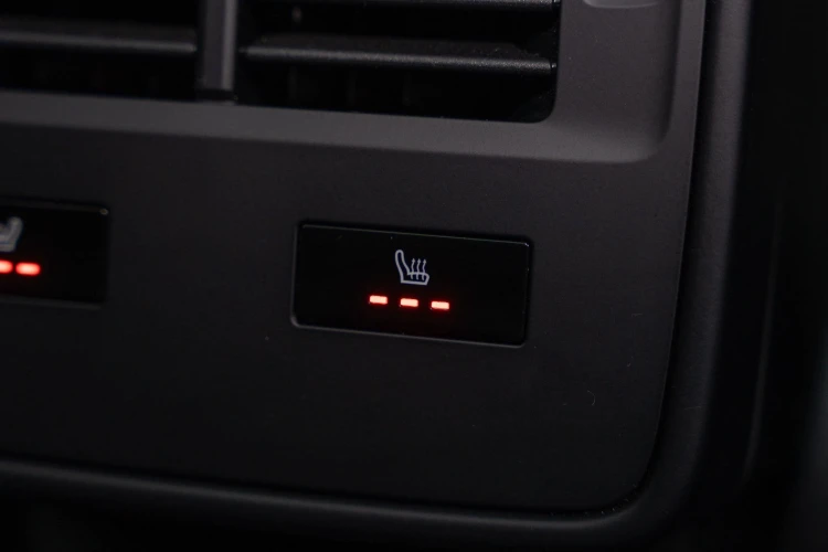 Vehicle Image 47