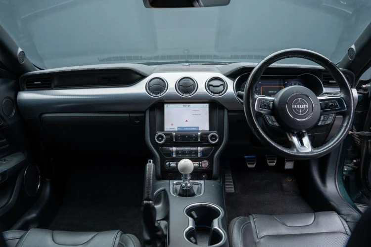 Vehicle Image 38