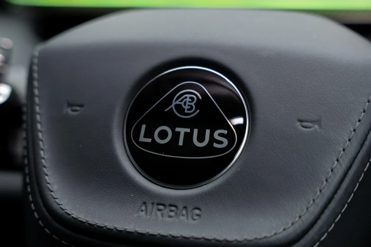 Vehicle Image 20