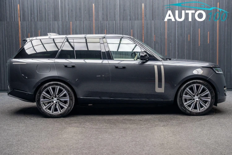 Vehicle Image 9