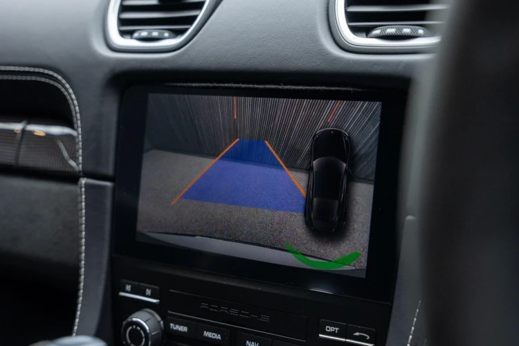 Vehicle Image 10