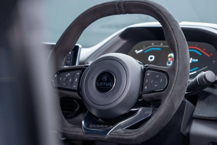 Vehicle Image 35