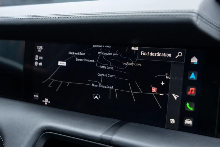 Vehicle Image 10