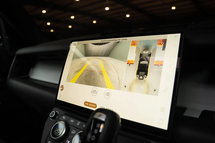 Vehicle Image 8