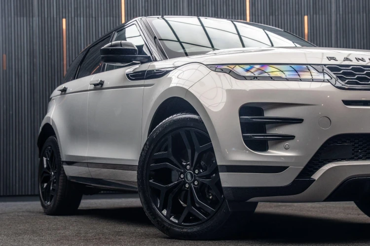 Vehicle Image 7