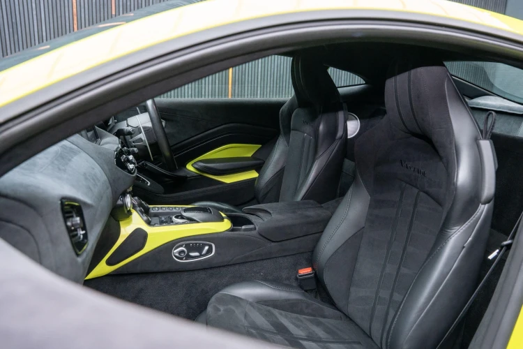 Vehicle Image 42