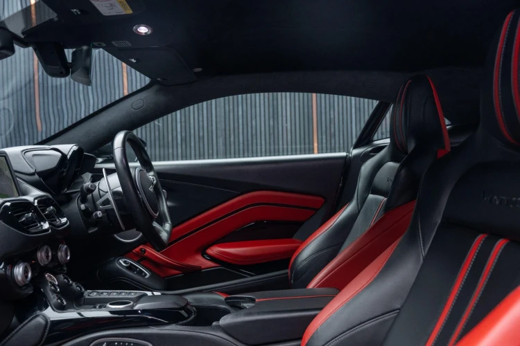 Vehicle Image 36