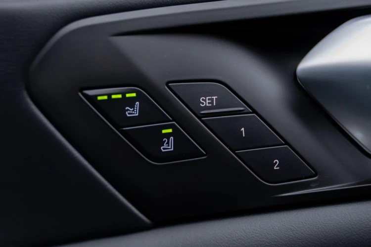 Vehicle Image 41