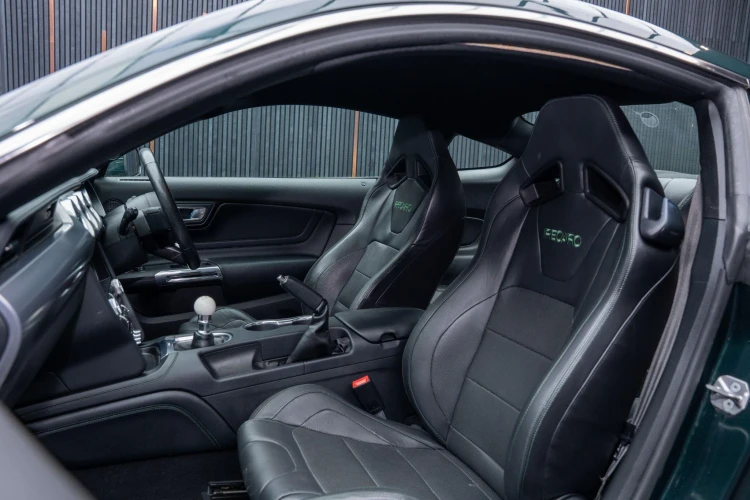 Vehicle Image 37