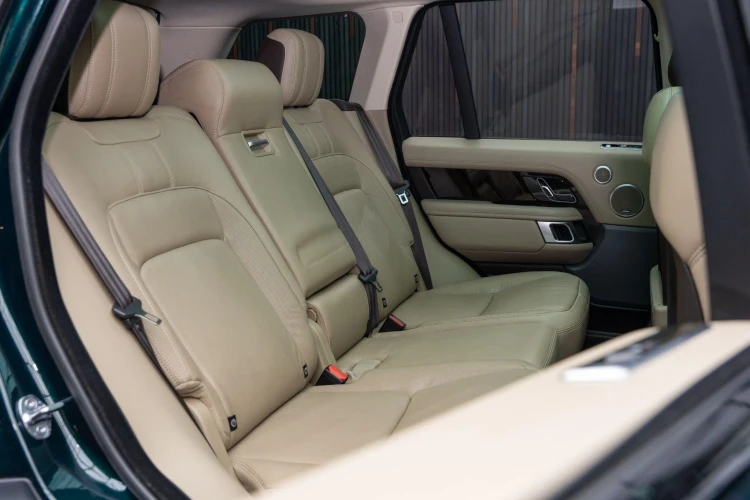 Vehicle Image 14