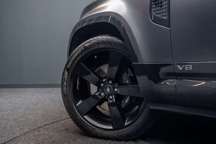 Vehicle Image 11
